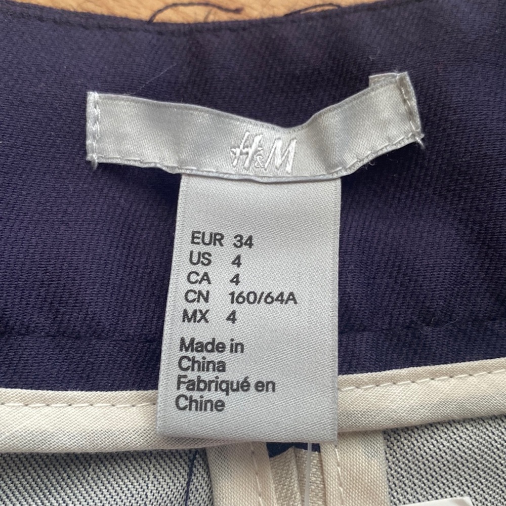 H&M Short - Picture 2 of 3
